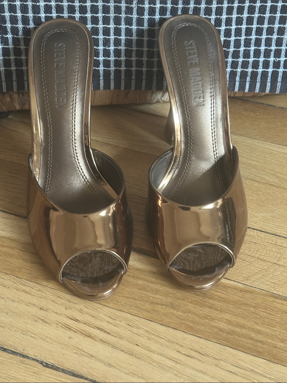Steve Madden Presecco Metallic Bronze Mules - Sz 8.5